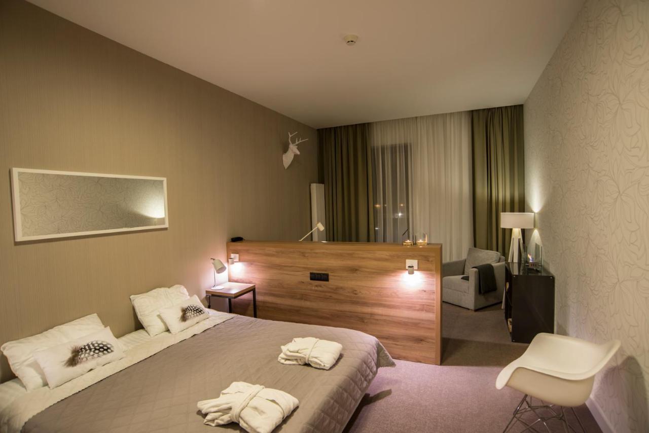 Hotel Bonifacio SPA&SPORT Resort Sochocin Esterno foto